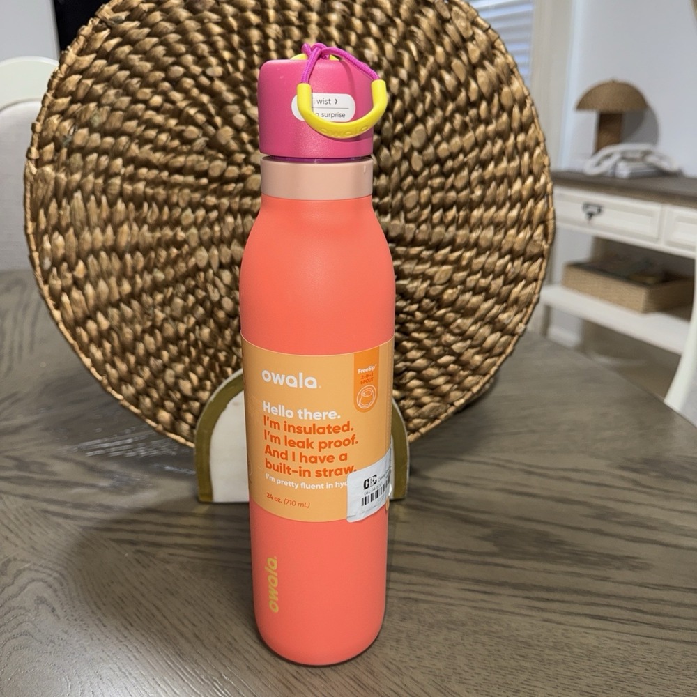 Owala Special Edition 24oz FreeSip Twist Stainless Water Bottle Neon Nectar‎ NWT